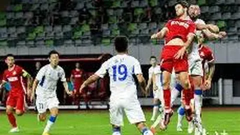 《巅峰对决！澳女联黄金女王信心满满，谁能逆袭扭转颓势？》